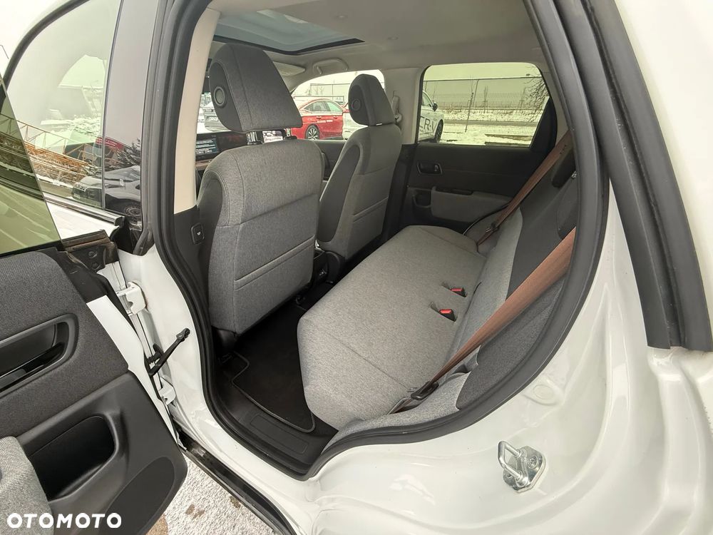 Honda e Advance (17") - 12