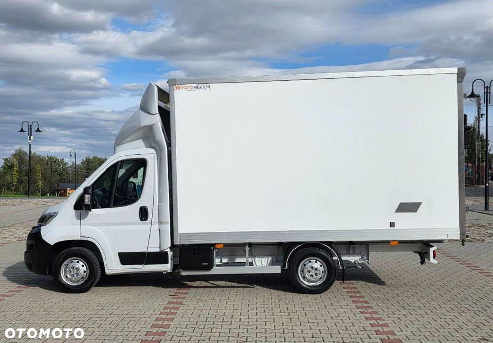 Opel Movano - 8
