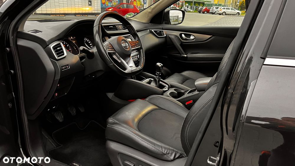 Nissan Qashqai 1.6 DIG-T Tekna - 26