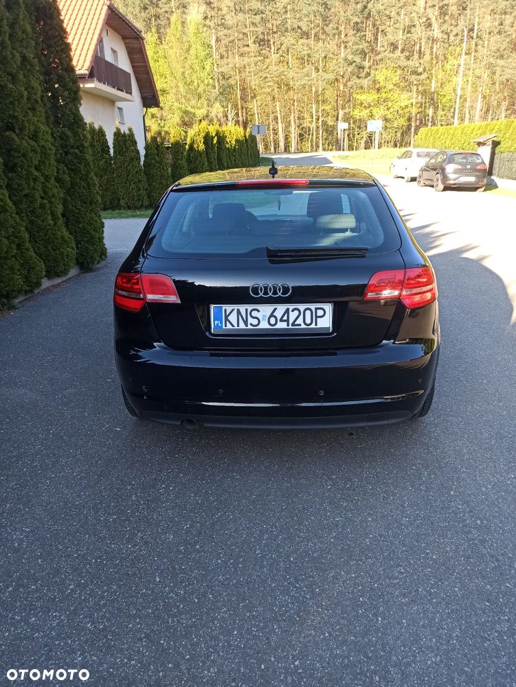 Audi A3 Sportback 1.6 TDI DPF Attraction - 6