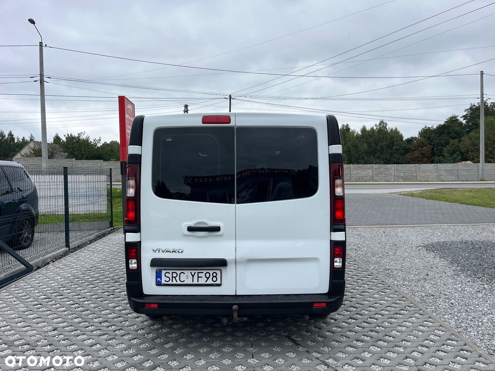 Opel Vivaro L2H1 2,9t Elegance Business - 14