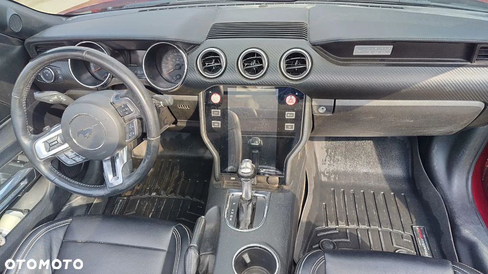 Ford Mustang - 13