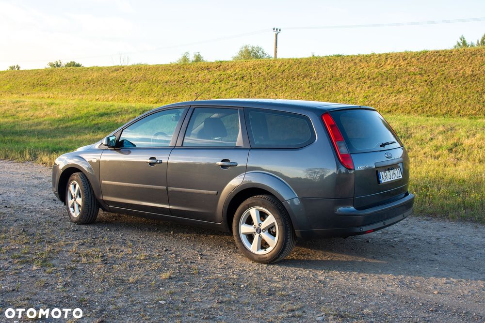 Ford Focus - 6