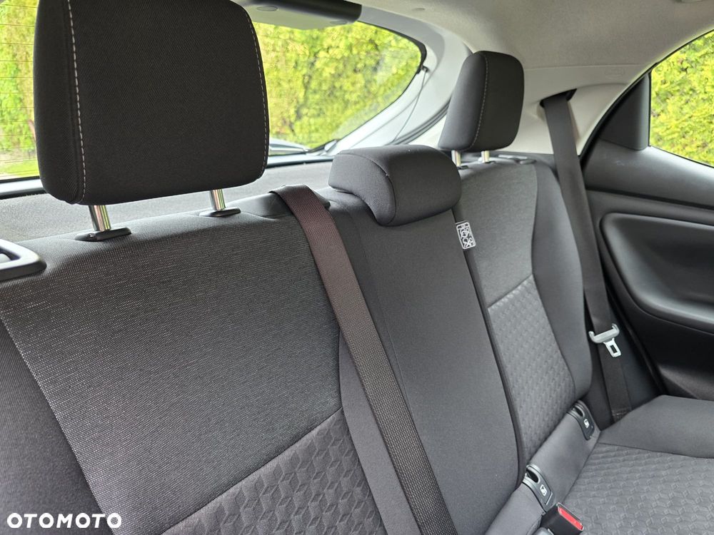 Toyota Yaris Hybrid 1.5 Selection Style - 17