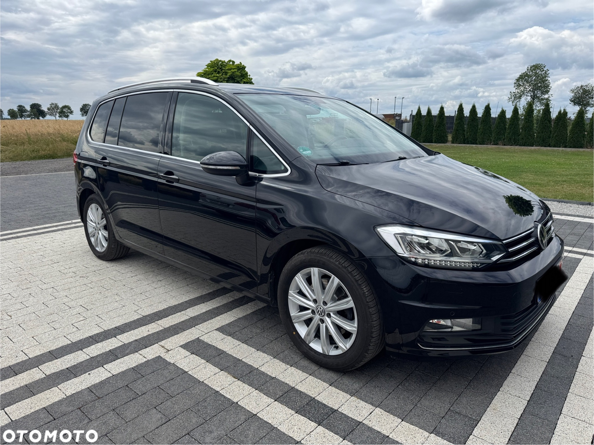 Volkswagen Touran 1.4 TSI BMT Highline - 9