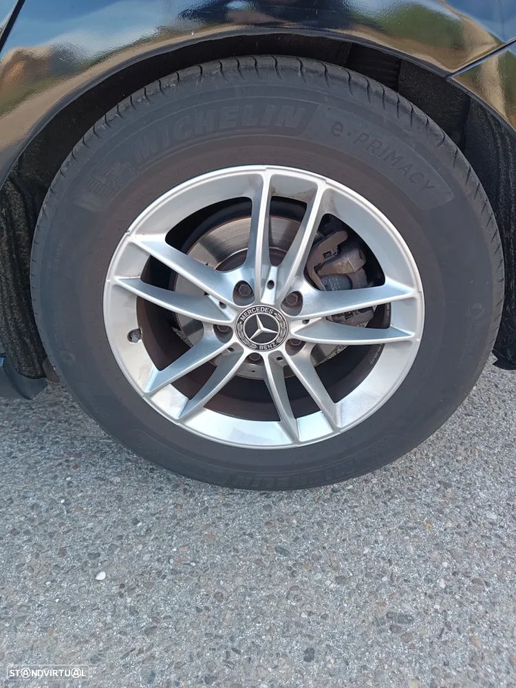 Mercedes-Benz A 180 d Progressive Aut. - 31