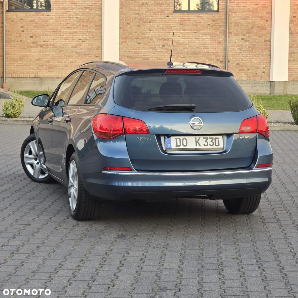 Opel Astra 1.4 Turbo Innovation - 10