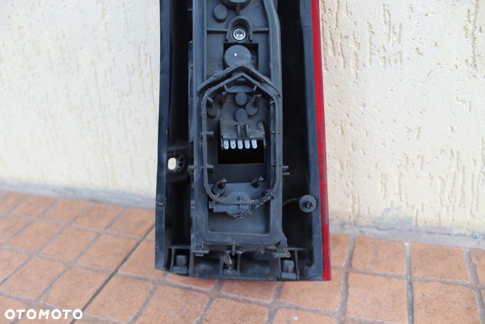 LAMPA LEWY TYŁ OPEL MERIVA A - 4