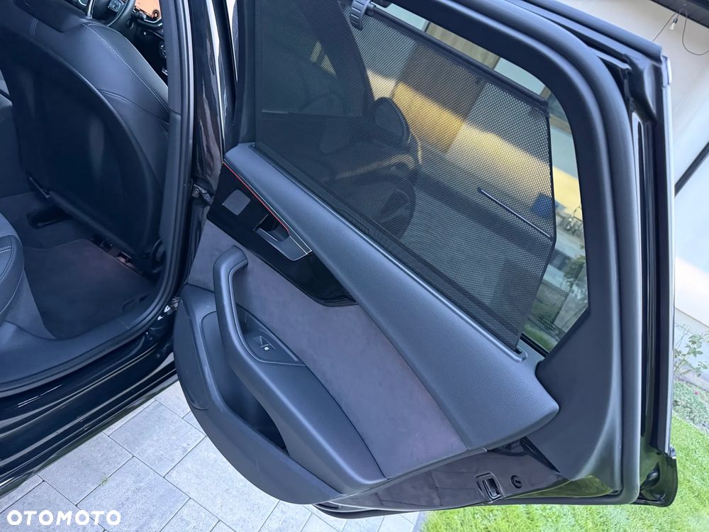 Audi A4 Avant 40 TFSI mHEV S Line S tronic - 35