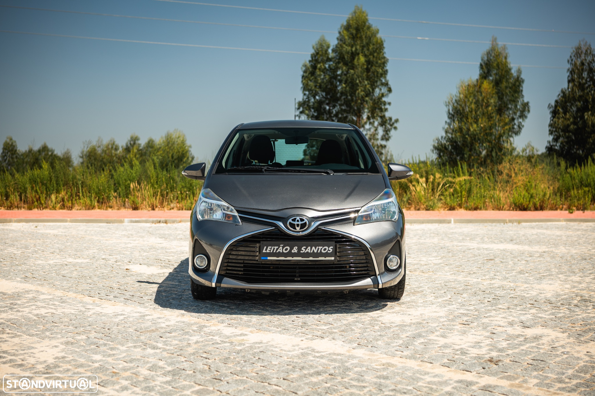 Toyota Yaris 1.0 VVT-i Comfort +PS Style +P.Techno - 10