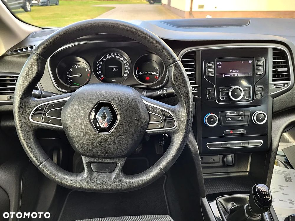 Renault Megane TCe 115 GPF LIFE - 15