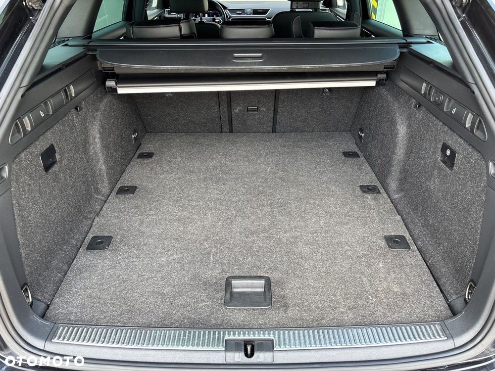 Skoda Superb 2.0 TDI SCR L&K DSG - 11