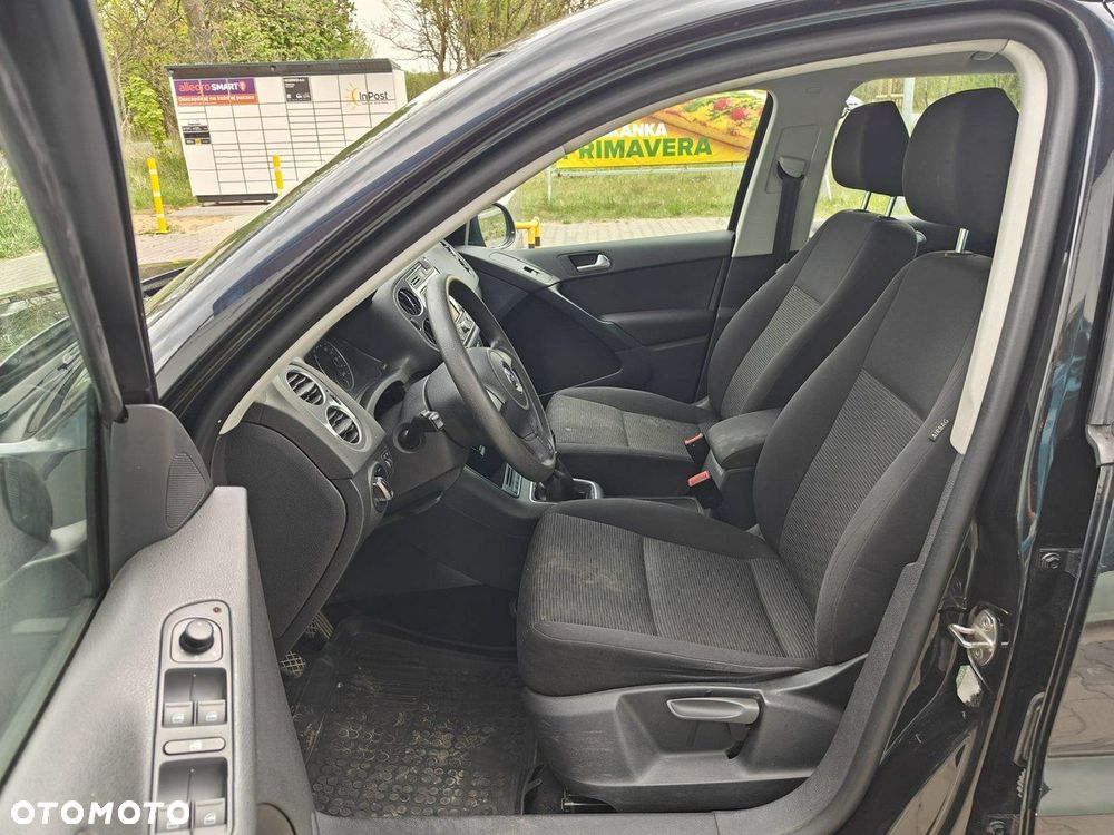 Volkswagen Tiguan - 10