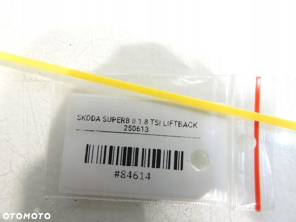 USZCZELKA DRZWI PRAWY PRZÓD SKODA SUPERB II 3T0867365 - 4