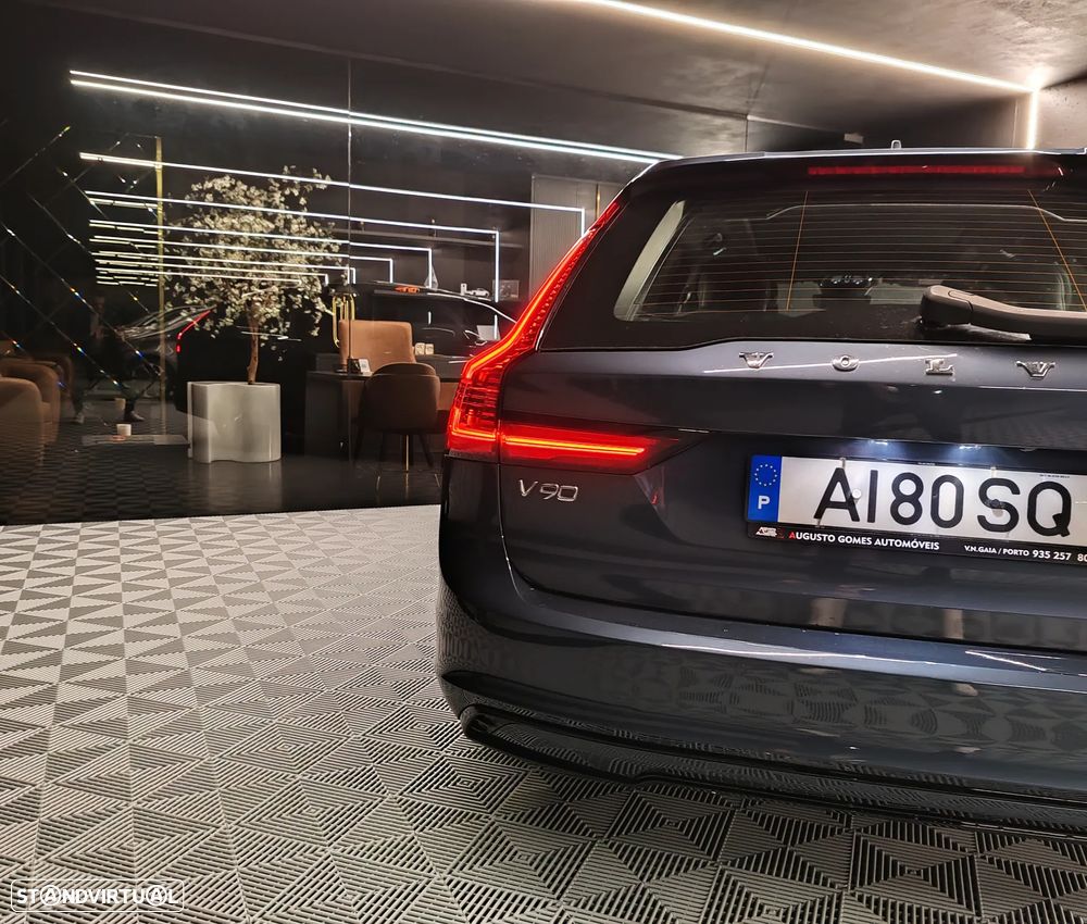 Volvo V90 2.0 T8 PHEV R-Design Expression AWD - 10