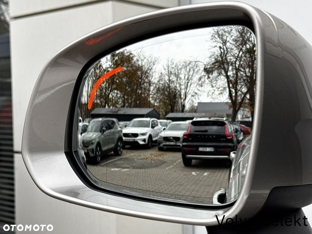 Volvo XC 90 B5 B AWD Ultra Bright 7os - 29