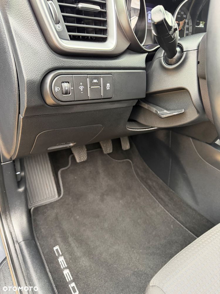 Kia Ceed 1.4 M - 20