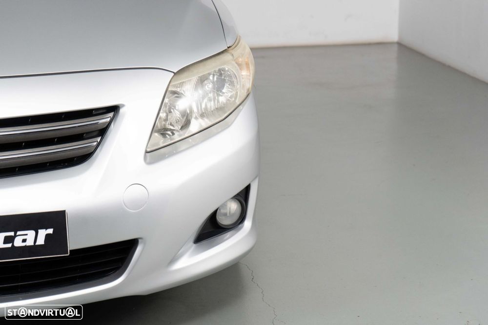 Toyota Corolla 1.4 D-4D Comfort - 14