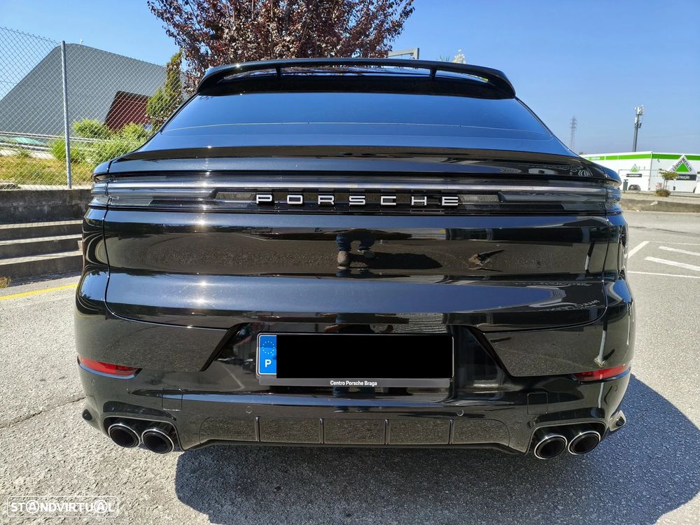 Porsche Cayenne Coupé E-Hybrid - 4