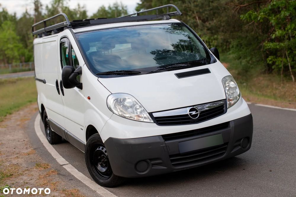 Opel Vivaro - 2