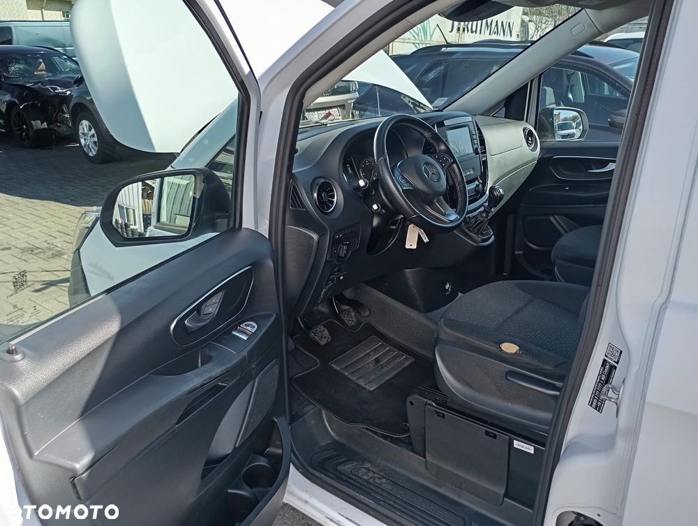 Mercedes-Benz VITO - 10