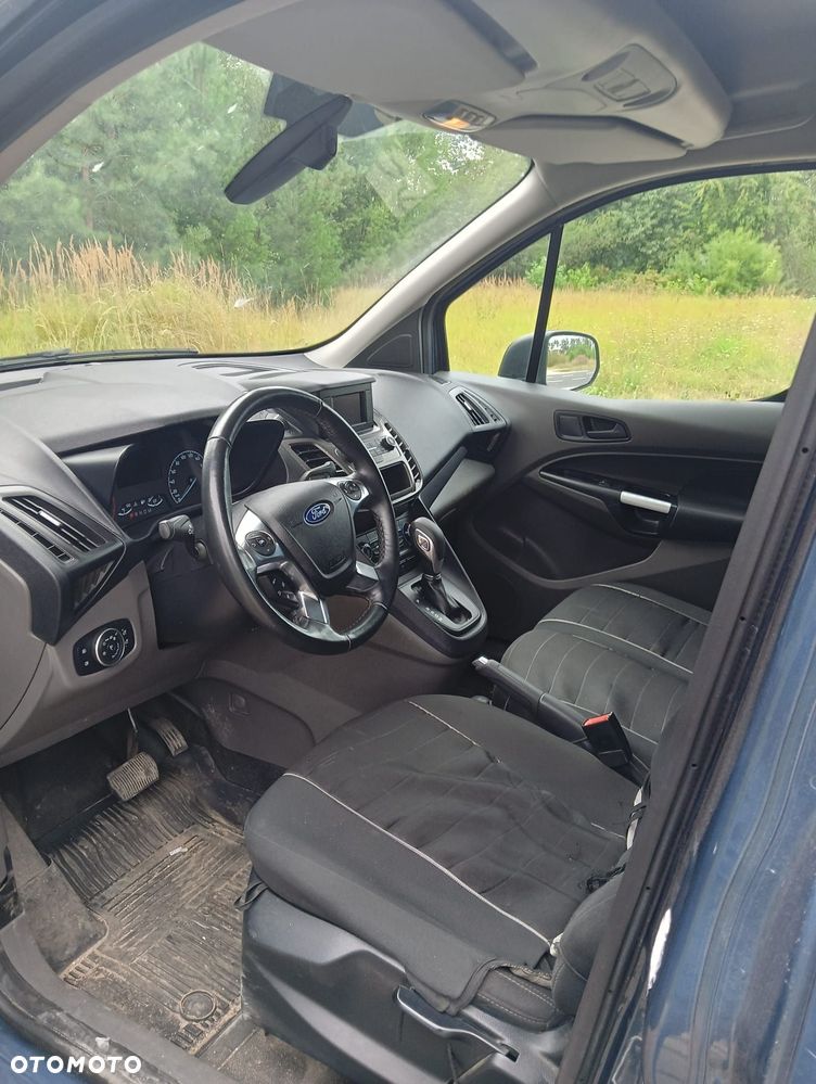 Ford Transit Connect - 16