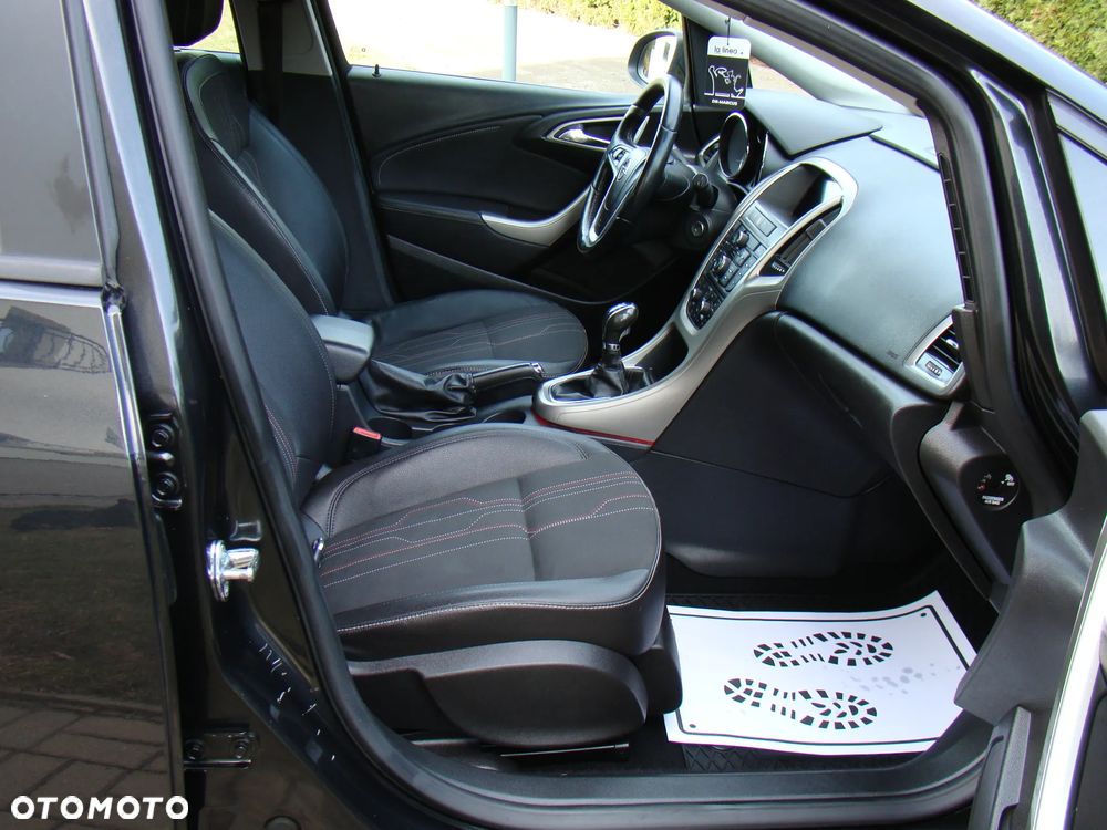 Opel Astra 1.4 Turbo - 23