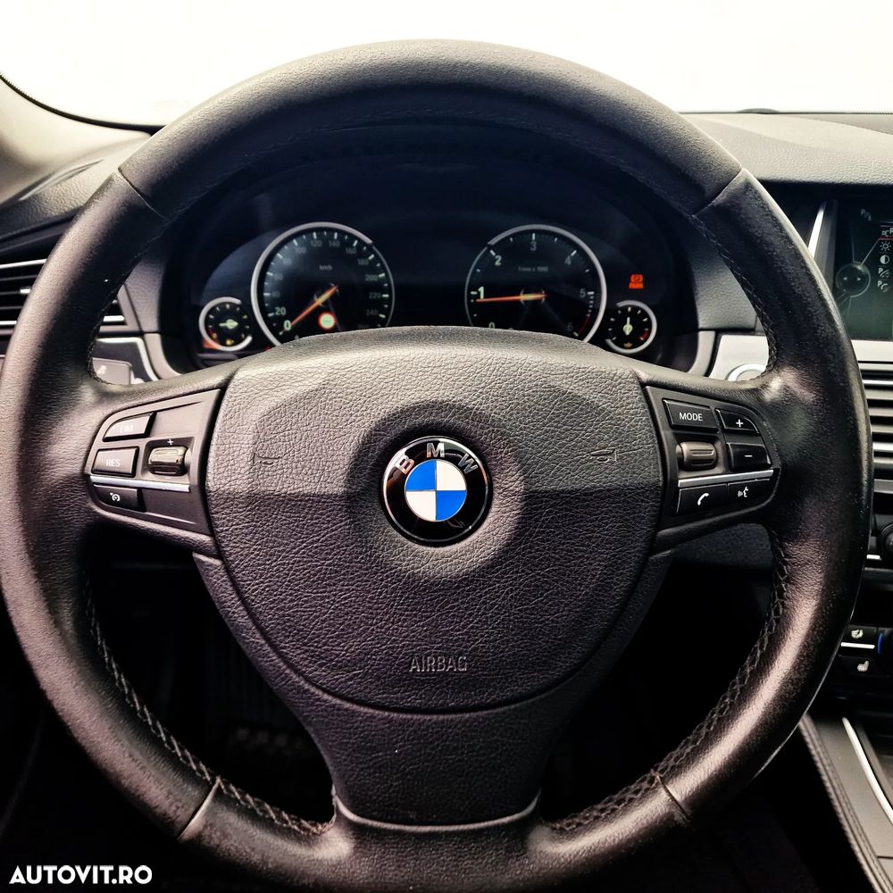 BMW Seria 5 520d Luxury Line - 20