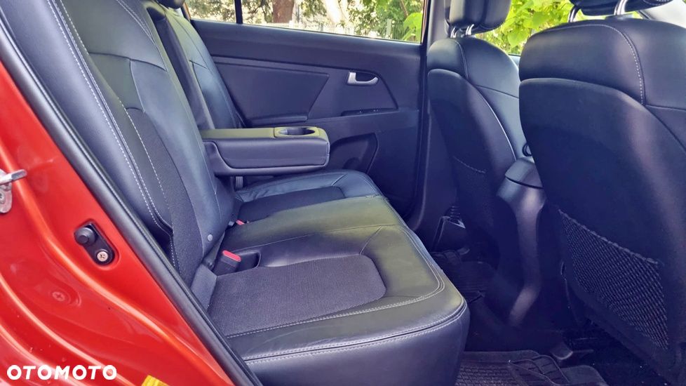 Kia Sportage 2.0 CVVT 4WD Spirit - 23