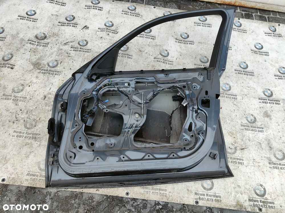 BMW E87 Drzwi prawe przednie Sparkling Graphite Metallic A22 - 11