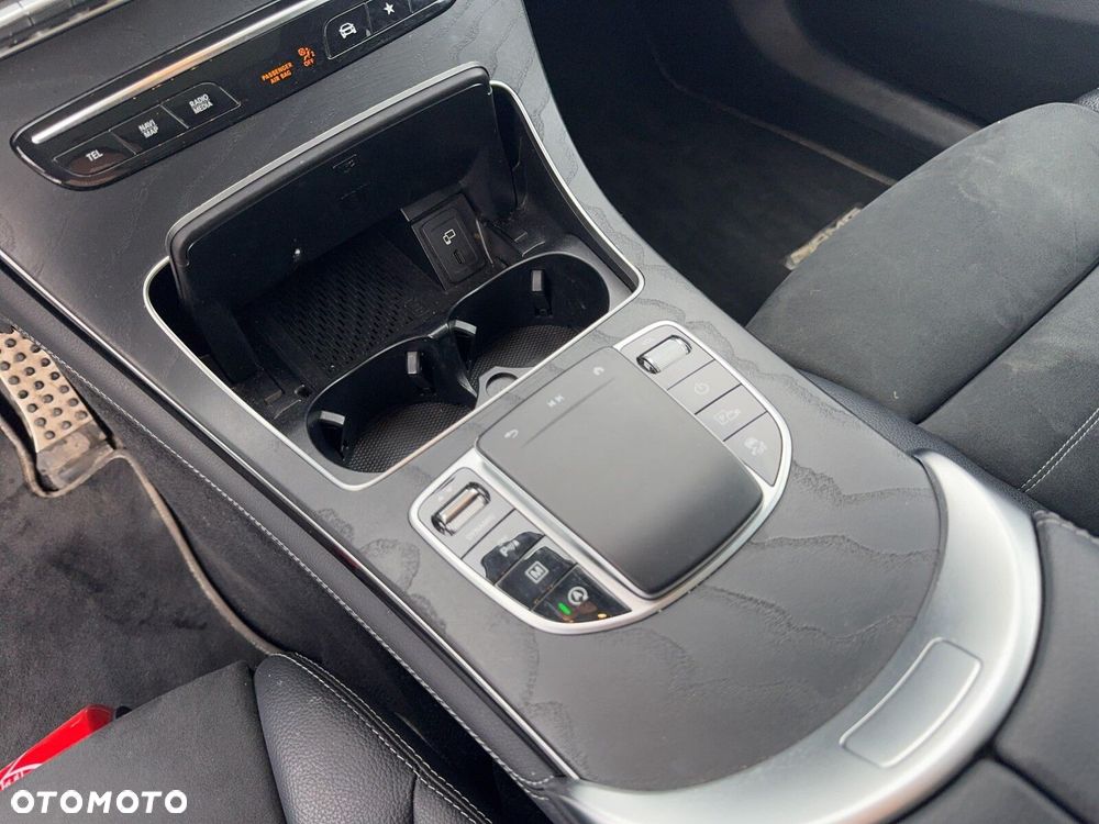 Mercedes-Benz GLC 220 d 4-Matic - 17