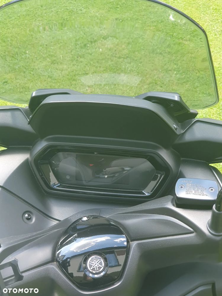 Yamaha X-max - 5