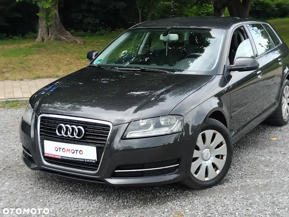 Audi A3 Sportback 1.8 TFSI Attraction - 1