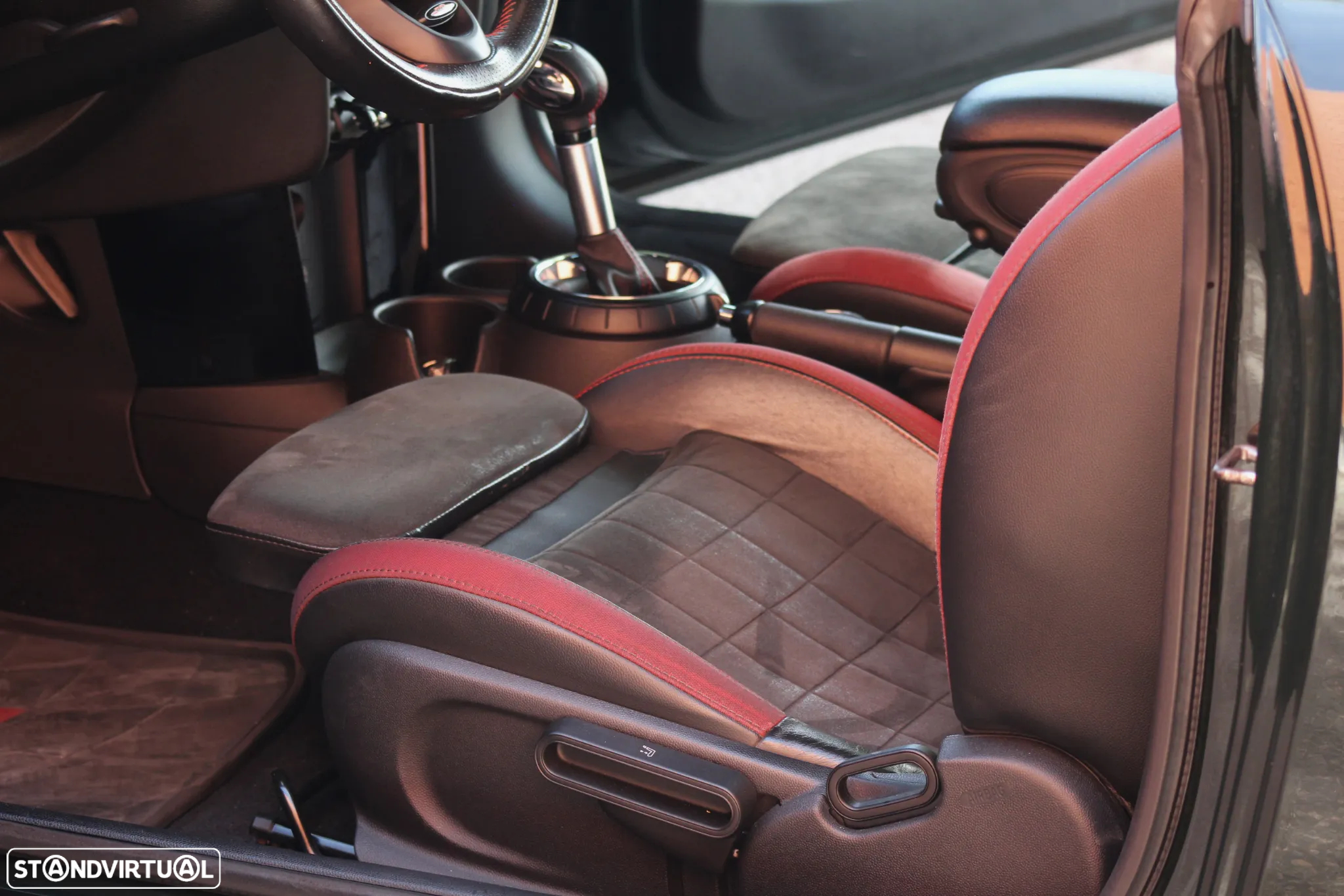 MINI 3 Portas John Cooper Works Sport Aut. - 35