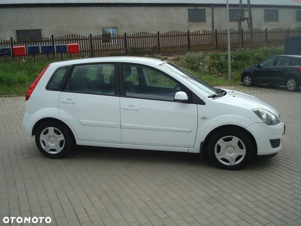 Ford Fiesta 1.25 Trend - 14