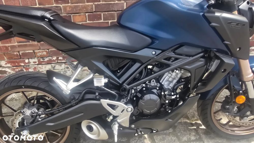 Honda CB - 24