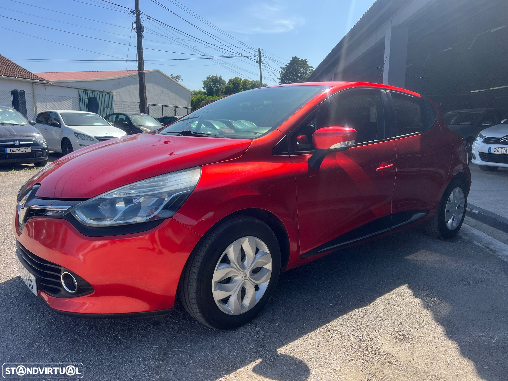Renault Clio 0.9 TCE Dynamique S - 32