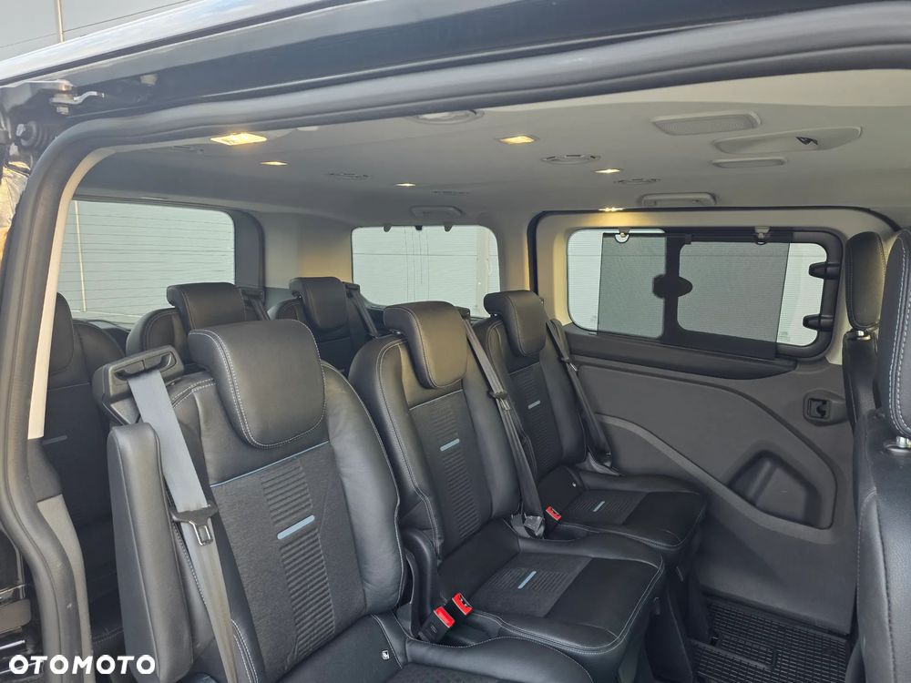 Ford Tourneo Custom - 6