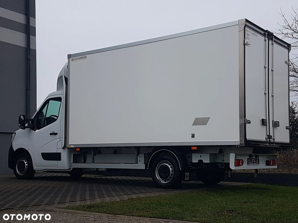 Renault MASTER 8EP CHŁODNIA 4,21x2,11x2,00 IZOTERMA AGREGAT CARRIER XARIOS 350 ZASILANIE Z SILNIKA + ELEKTRYCZNE STACJONARNE KLIMA - 28