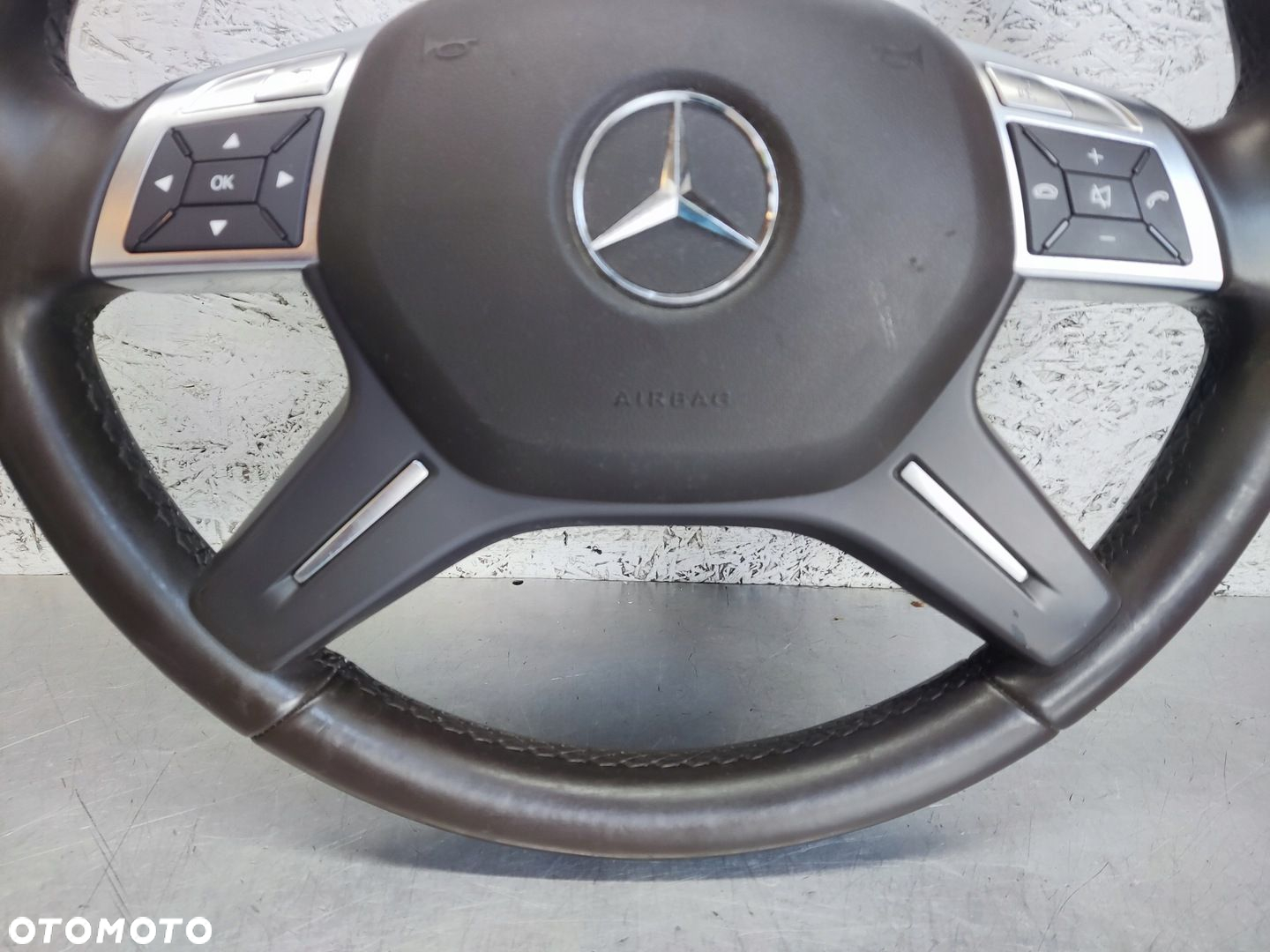 MERCEDES C W204 LIFT KIEROWNICA SKÓRA BRĄZOWA PODUSZKA - 2