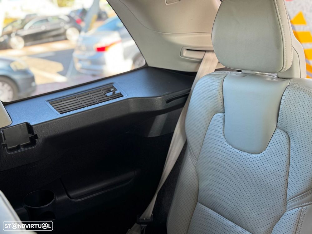 Volvo XC 90 - 39