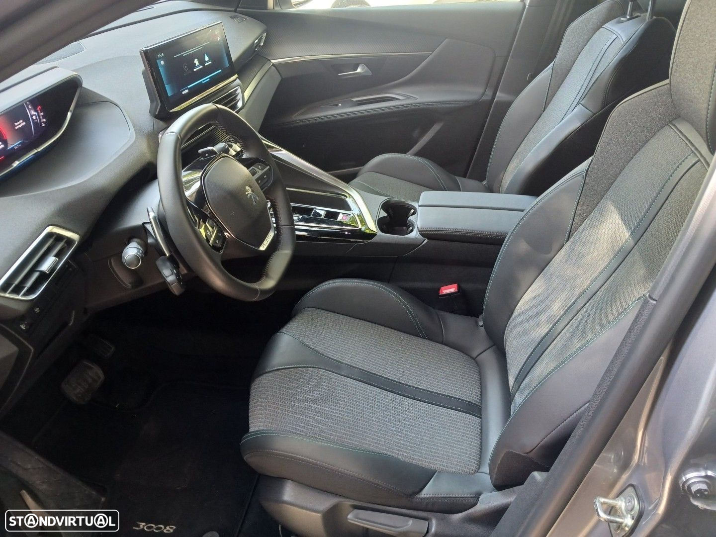Peugeot 3008 1.5 BlueHDi Allure Pack EAT8 - 29