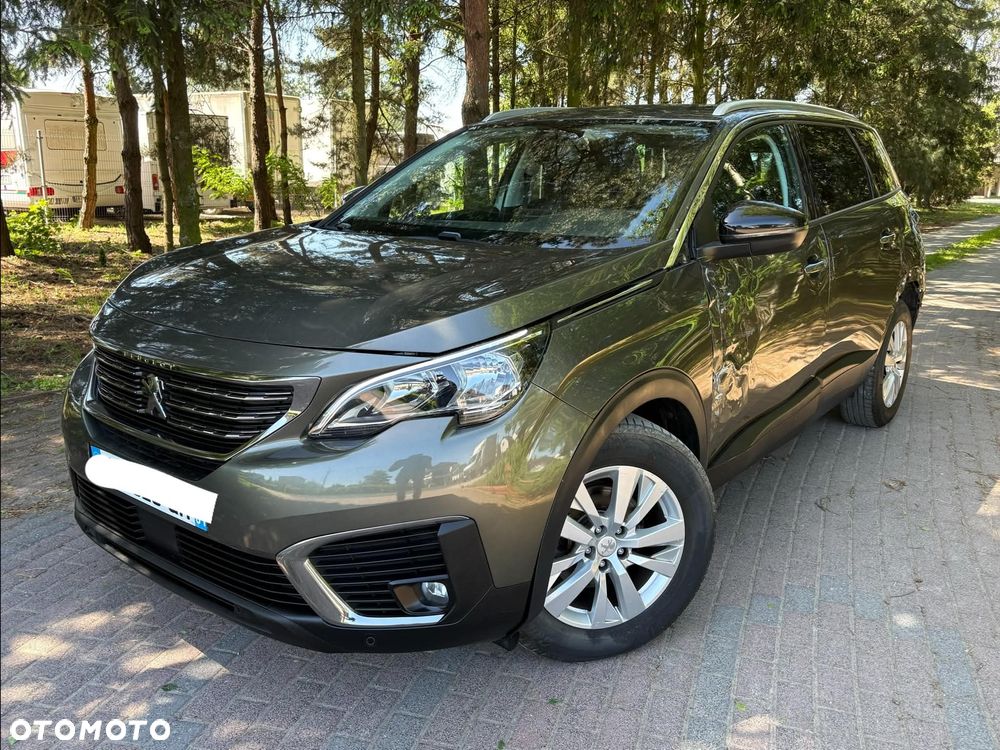 Peugeot 5008 - 9