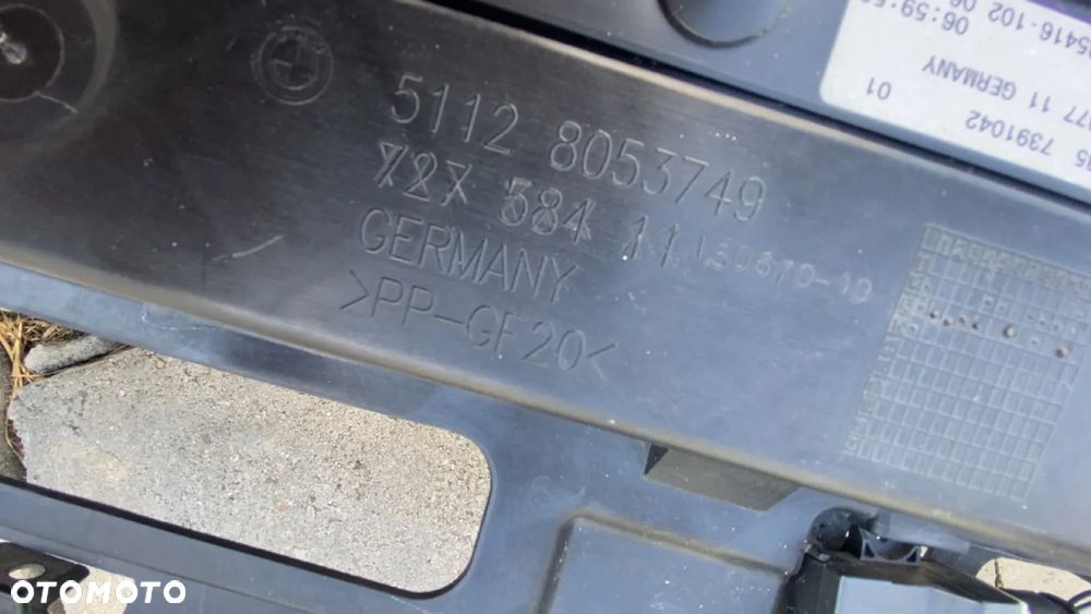 BMW F01 F02 BELKA ZDERZAKA TYLNEGO 8053749 7391042 LEKKO USZKODZONA - 3