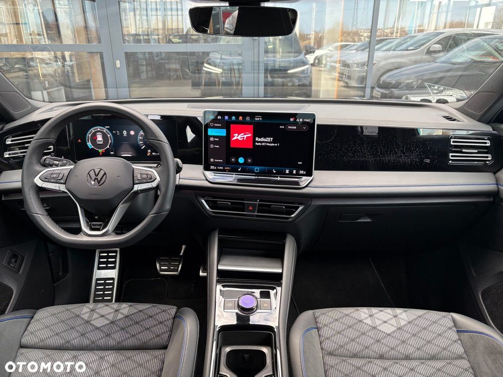 Volkswagen Tiguan - 10