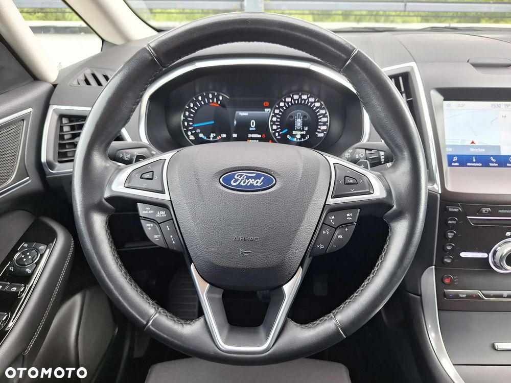 Ford S-Max 2.0 EcoBlue Titanium - 32