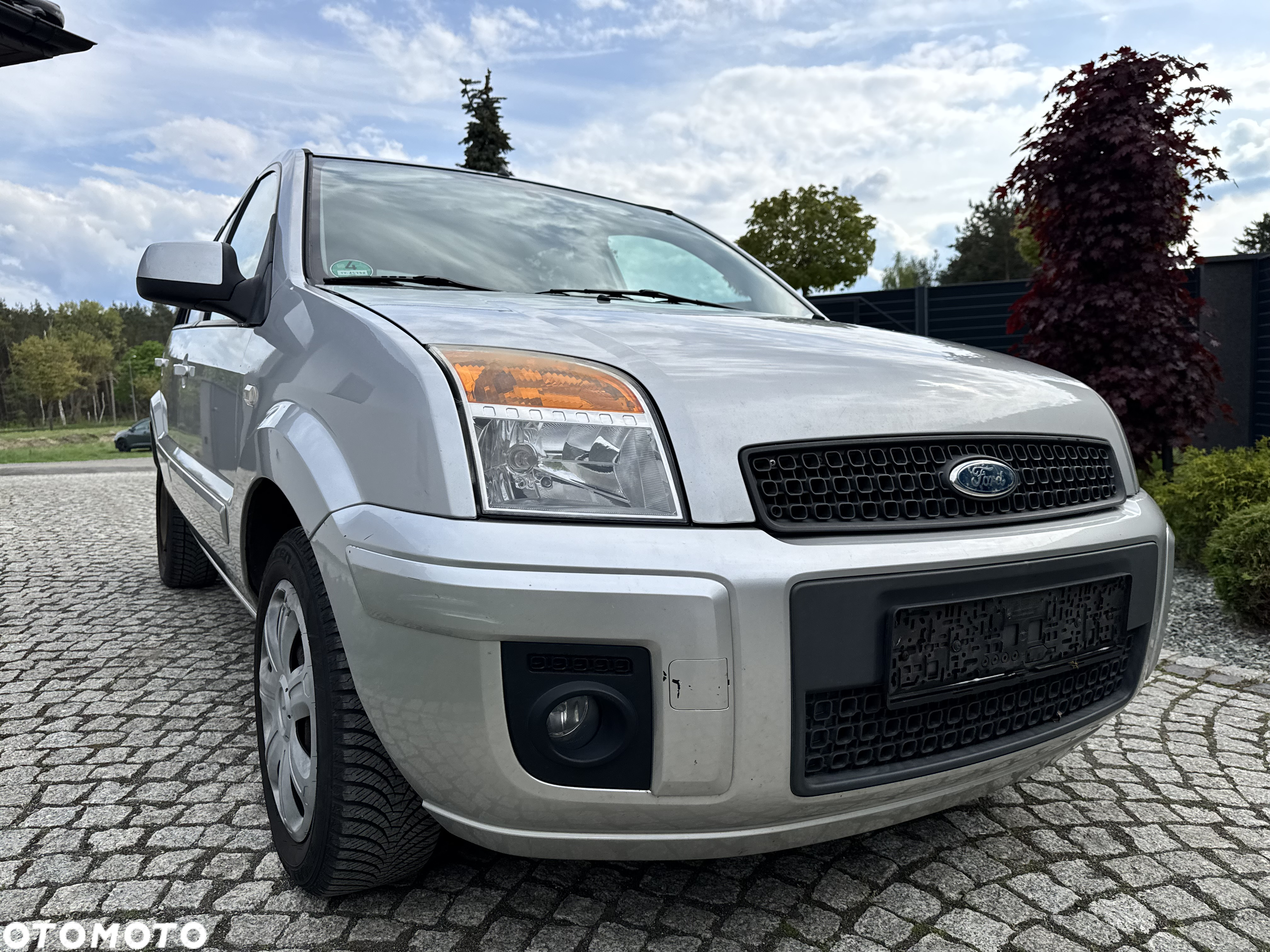 Ford Fusion - 10