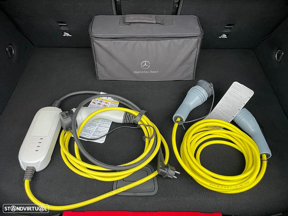 Mercedes-Benz A 250 e 8G-DCT AMG Line - 36