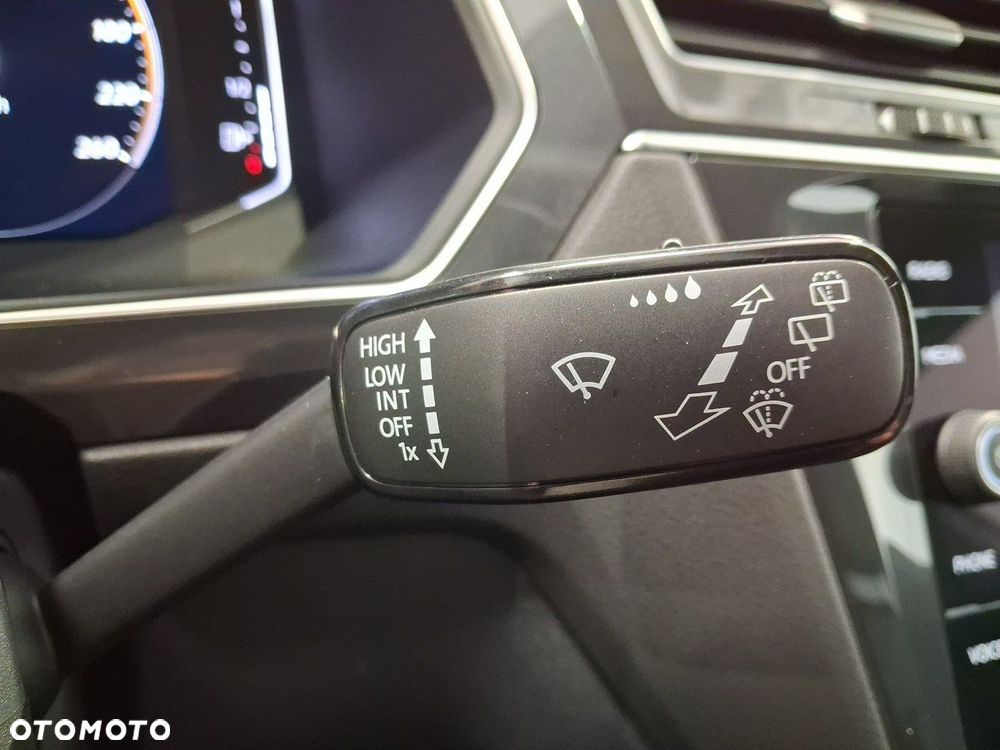 Volkswagen Tiguan Allspace - 24