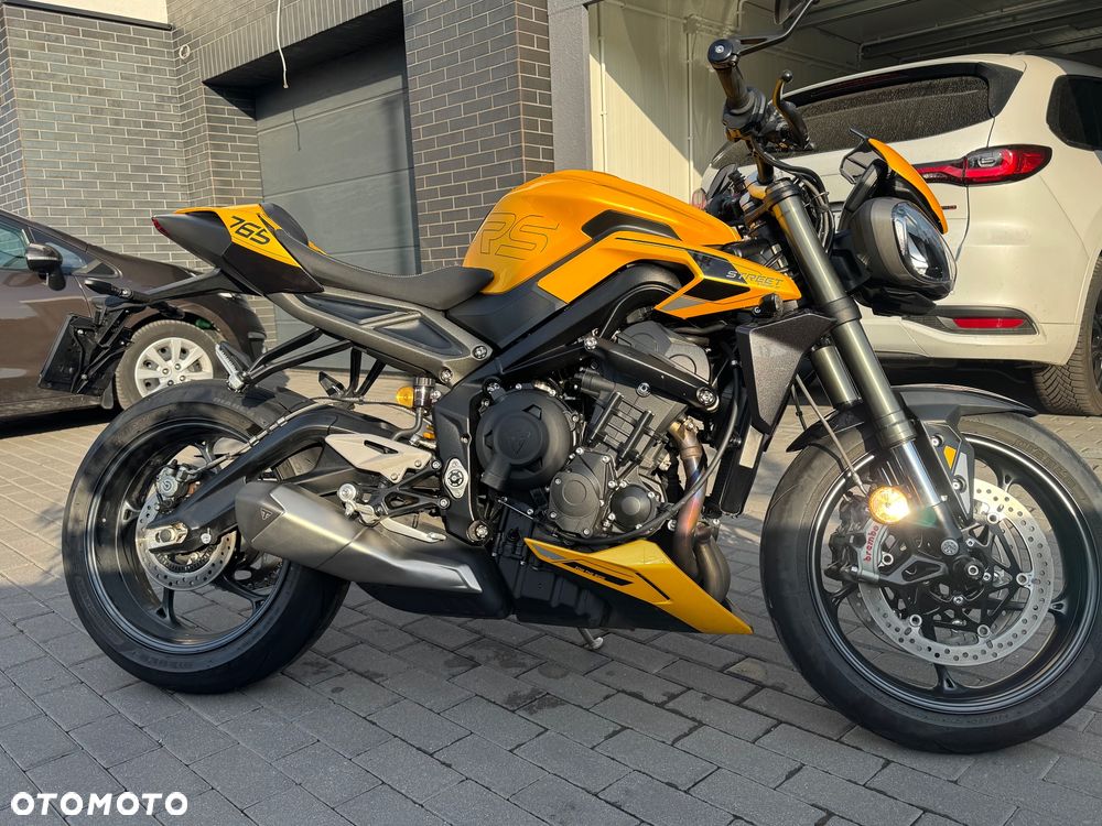 Triumph Street Triple - 2
